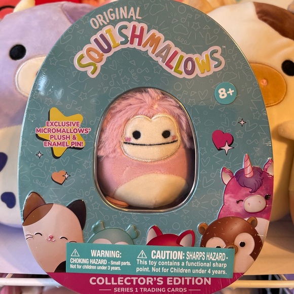 Collectors Tin BRINA NIP - Picture 1 of 1